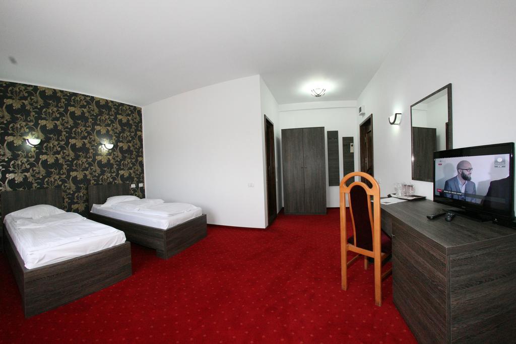 Hotel Rebis Брэила Номер фото
